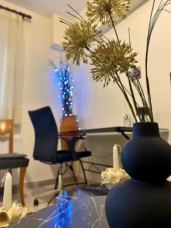 ナフプリオΣουρεαλ Διαμερισμα Δίπλα Στην Πόλη Του Ναυπλίουアパートメント エクステリア 写真
